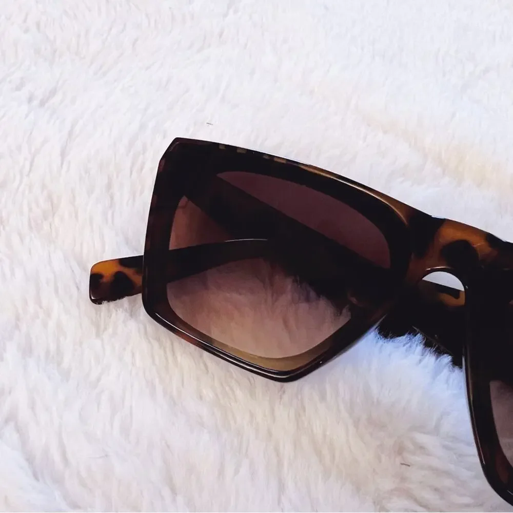 Lucy Tortoise Brown Sleek Square Frame Sunglasses